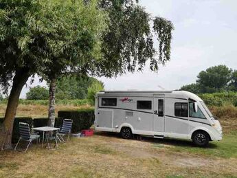 Offre du Marché du caravaning: Carthago C-Compactline I 143, CHF 58'000.–, véhicules d'occasion